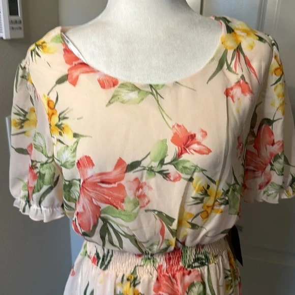 Stella & Julie floral dress - Picture 3 of 12